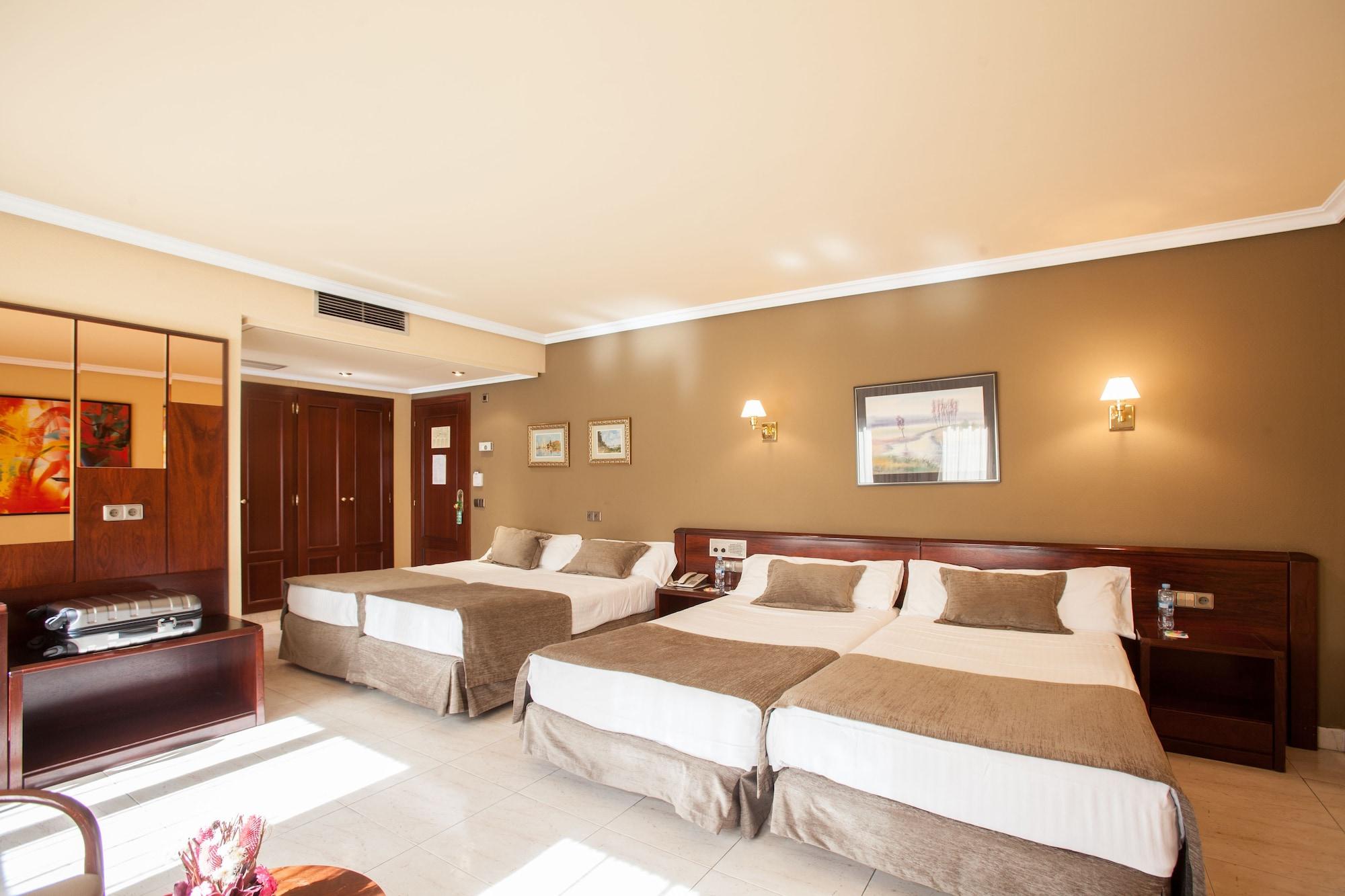 Hotel Yomo Imperial Sant Julià de Lòria Exteriér fotografie