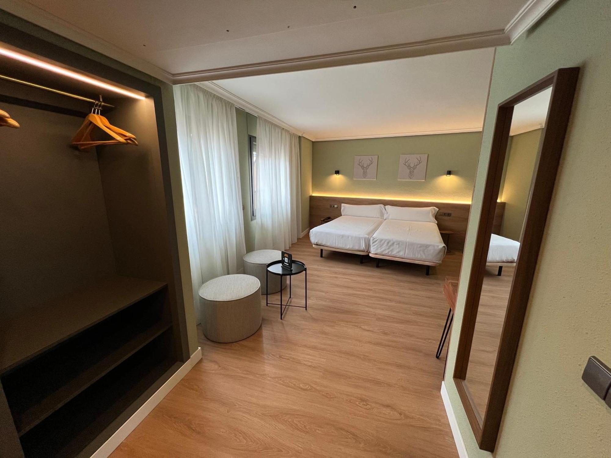 Hotel Yomo Imperial Sant Julià de Lòria Exteriér fotografie