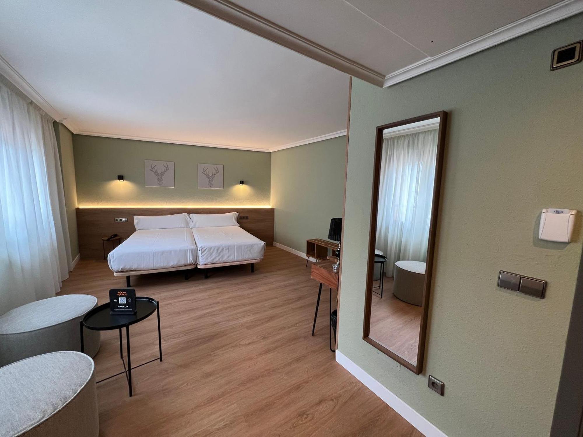 Hotel Yomo Imperial Sant Julià de Lòria Exteriér fotografie