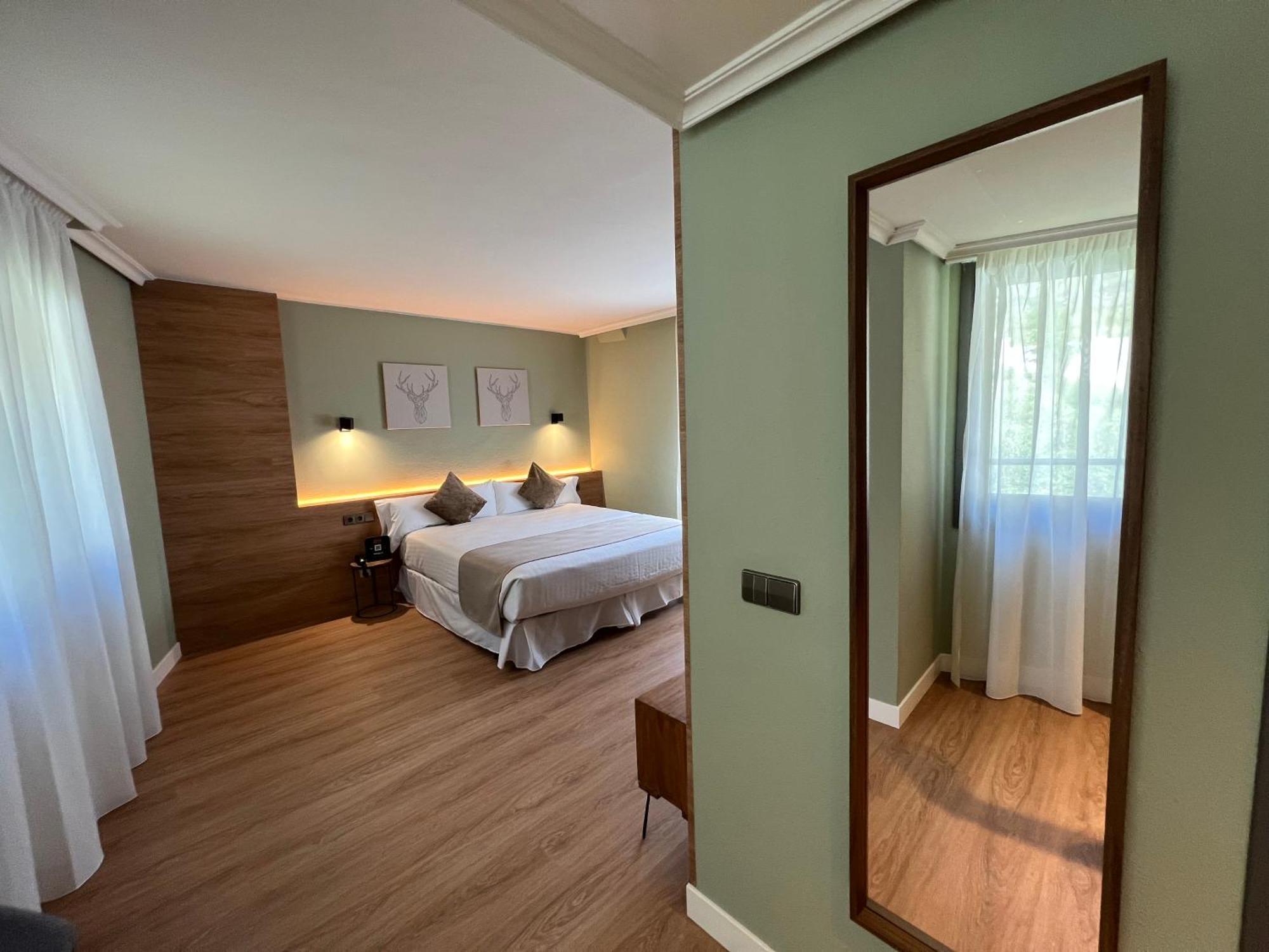 Hotel Yomo Imperial Sant Julià de Lòria Exteriér fotografie