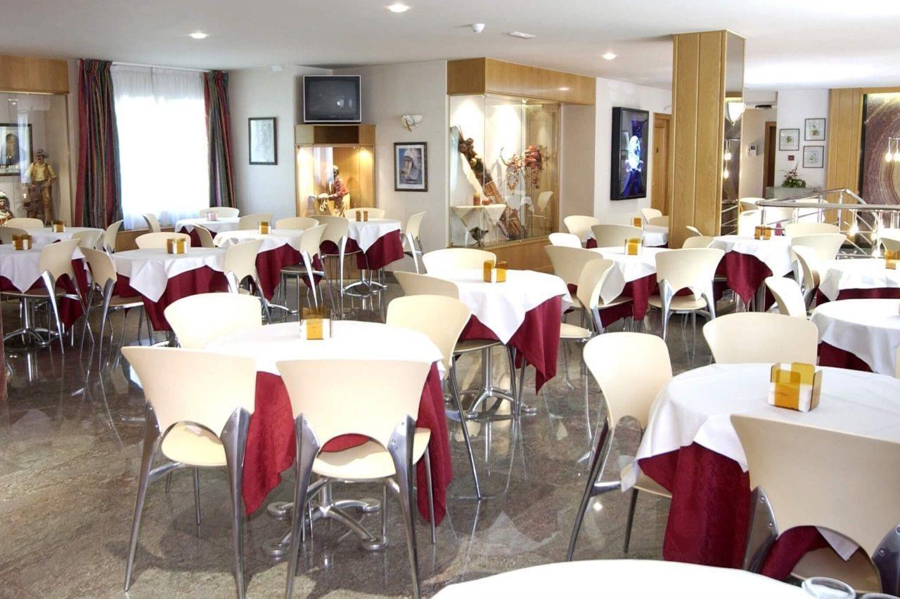 Hotel Yomo Imperial Sant Julià de Lòria Exteriér fotografie
