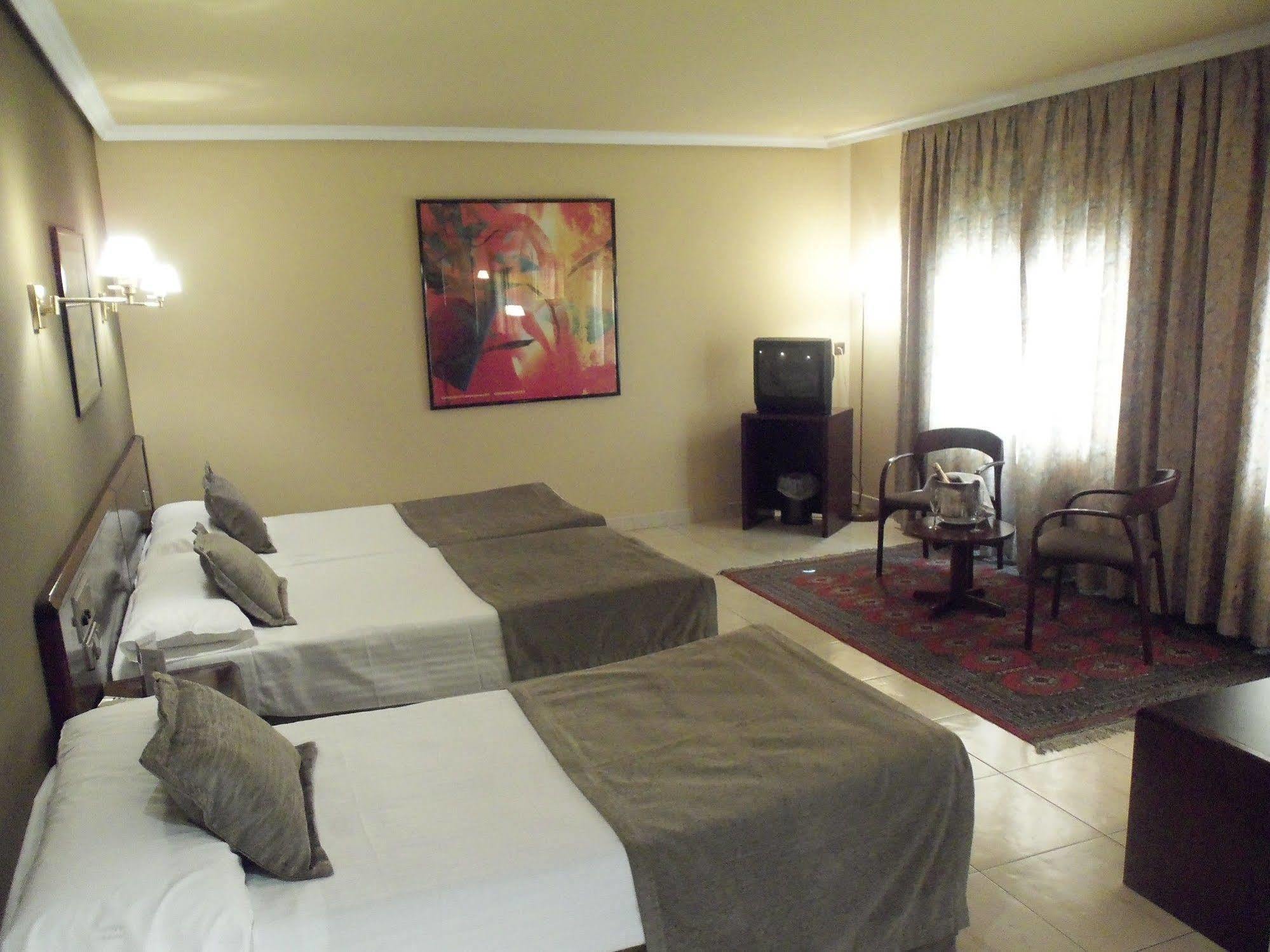 Hotel Yomo Imperial Sant Julià de Lòria Exteriér fotografie